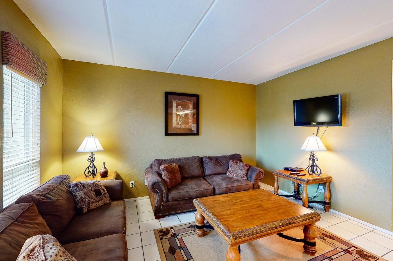Coronado Condos - B&B