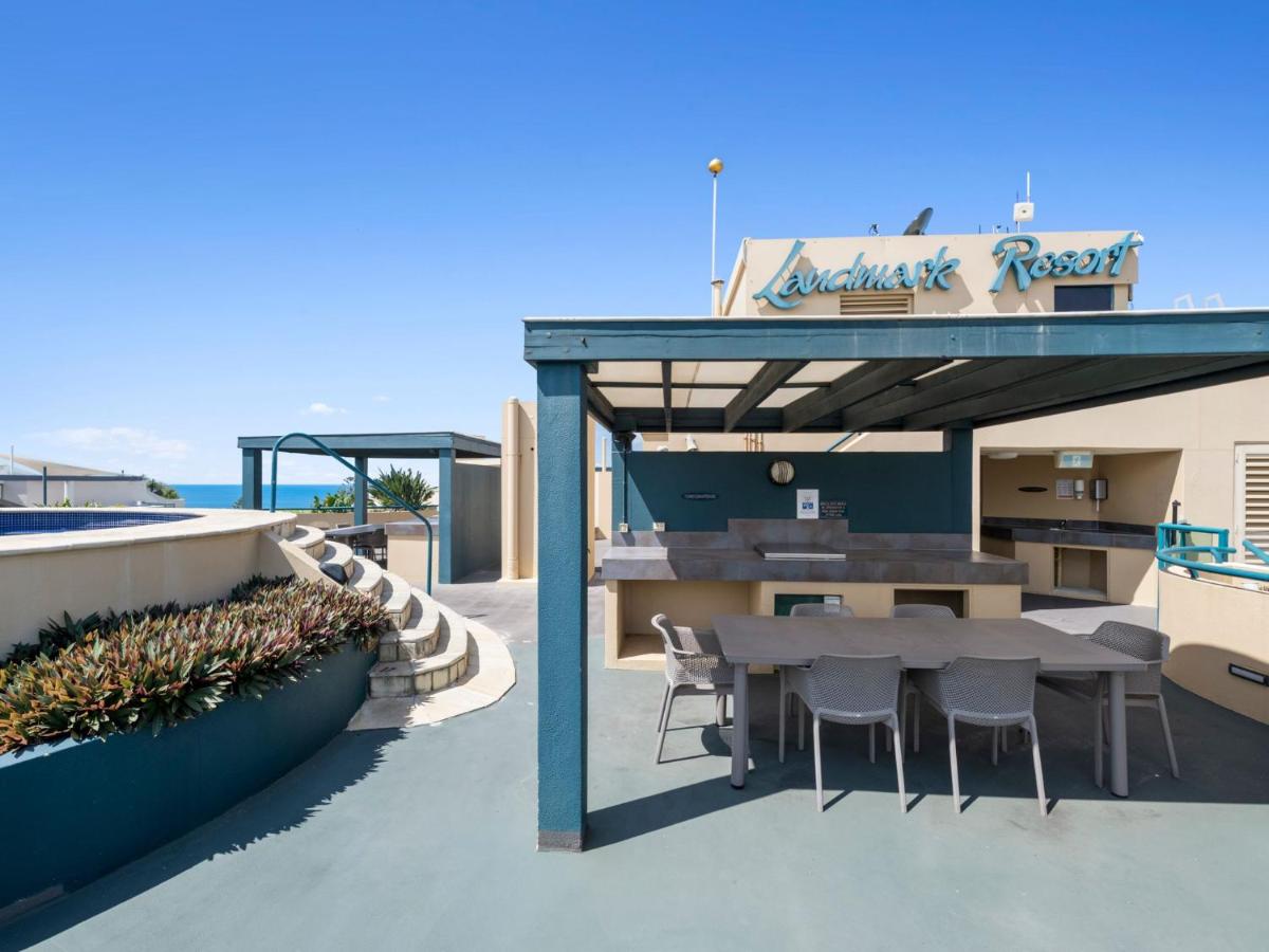 Top Floor Beachside Apartment in the Heart of Mooloolaba - Ferienwohnung