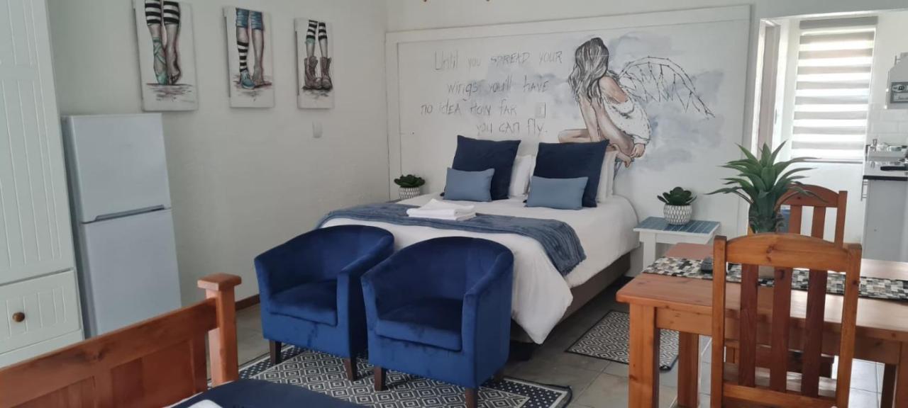 Chambre Lit Queen-Size de Luxe - Vue sur Jardin