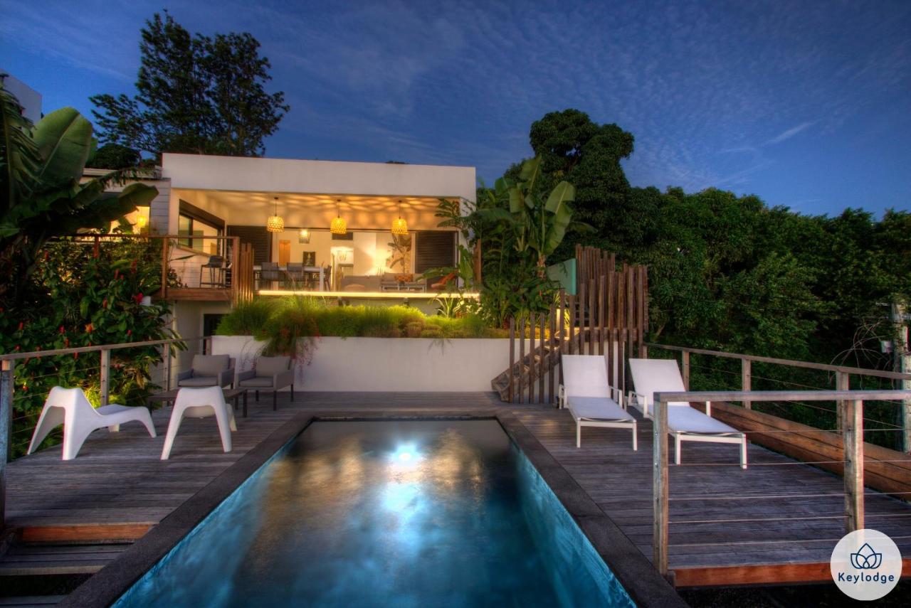 Villa Paloma 4 étoiles avec Piscine et Vue exceptionnelle sur l'ocean à Saint-Leu - B&B