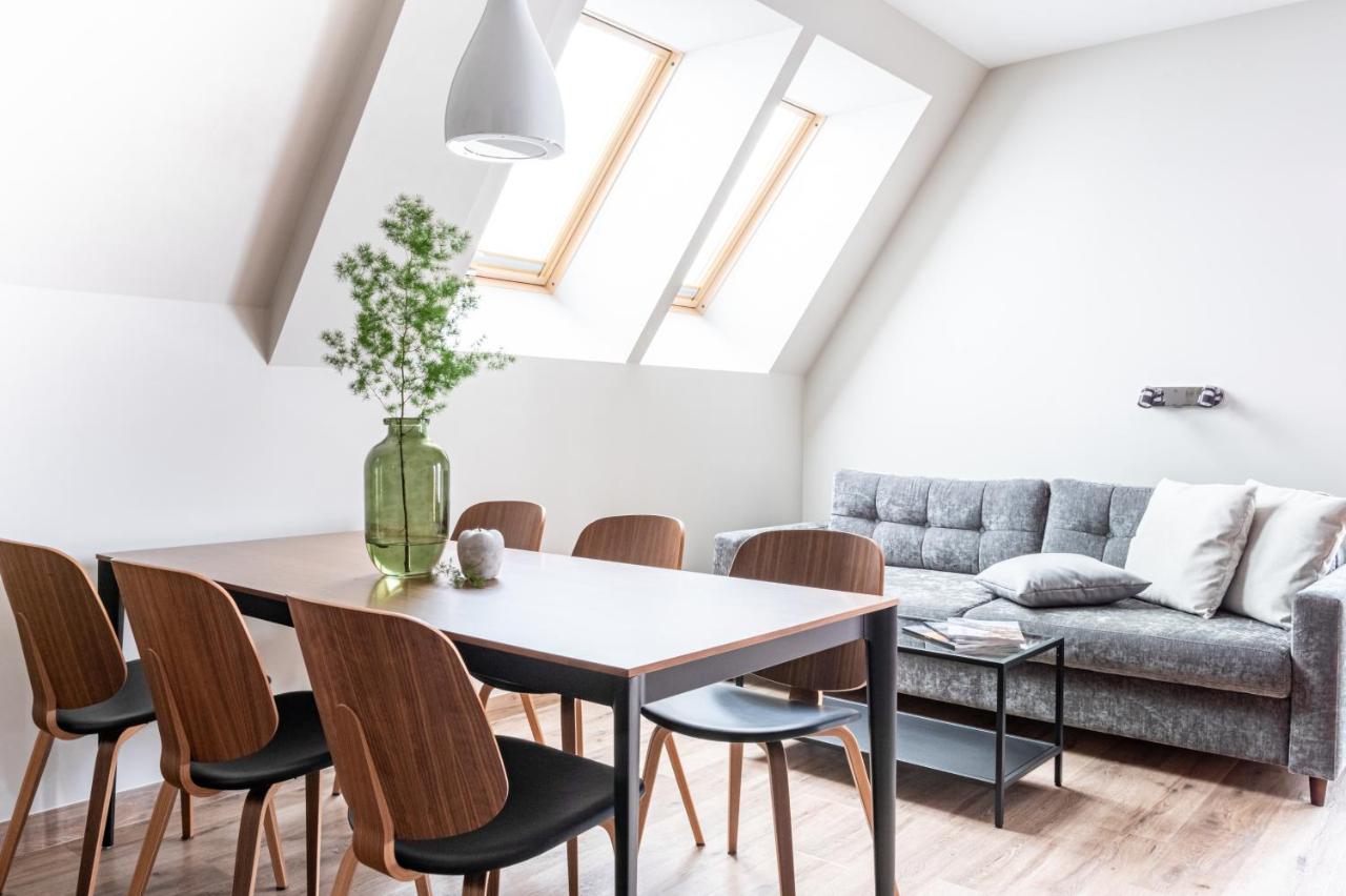 One-Bedroom Apartment with Extra Bed