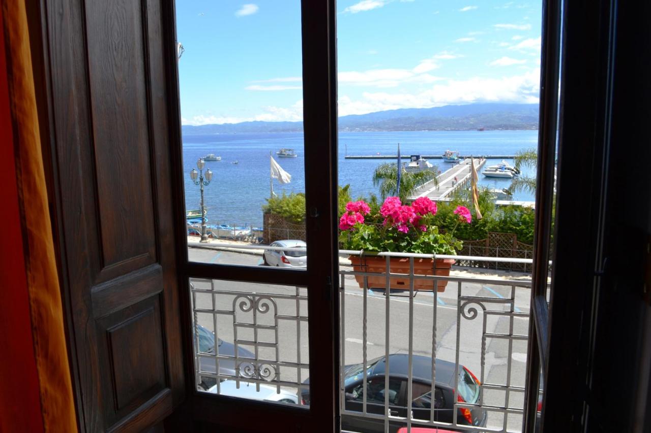 B&B Milazzo - Bed& Breakfast Maredomus - Bed and Breakfast Milazzo