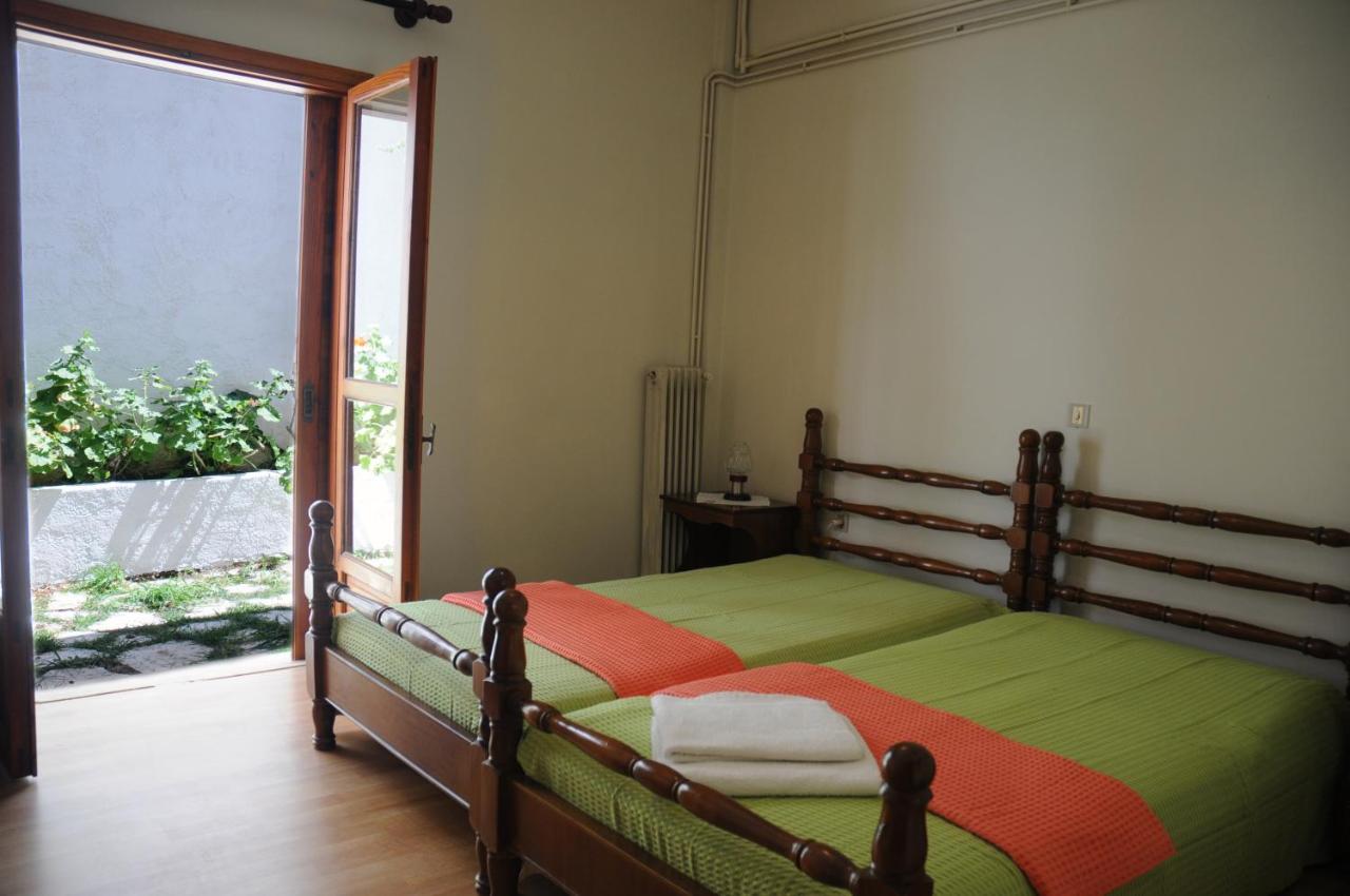 One-Bedroom Apartment with Sea View