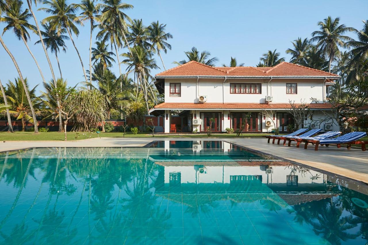 B&B Wadduwa - The Beach Villas by Ceylon Bungalows - Bed and Breakfast Wadduwa