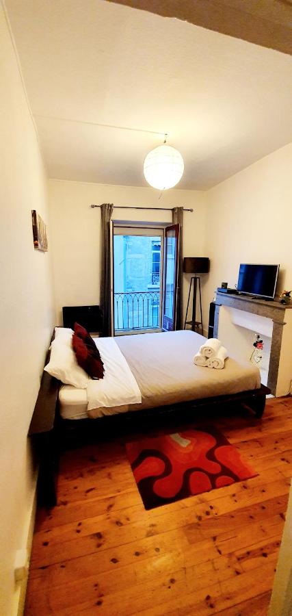 B&B Grenoble - Sublime T2 Victor Hugo hypercentre Grenoble - Bed and Breakfast Grenoble