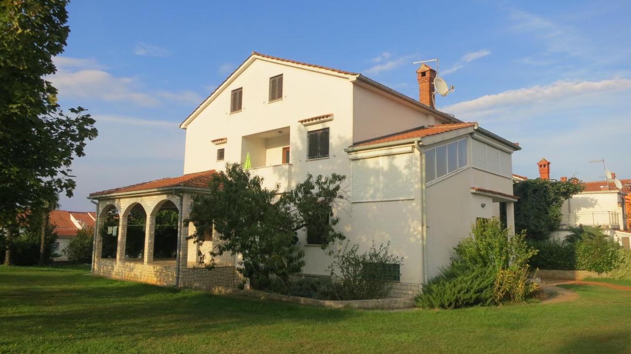 Apartment Suzy - Ferienwohnung Vantačići