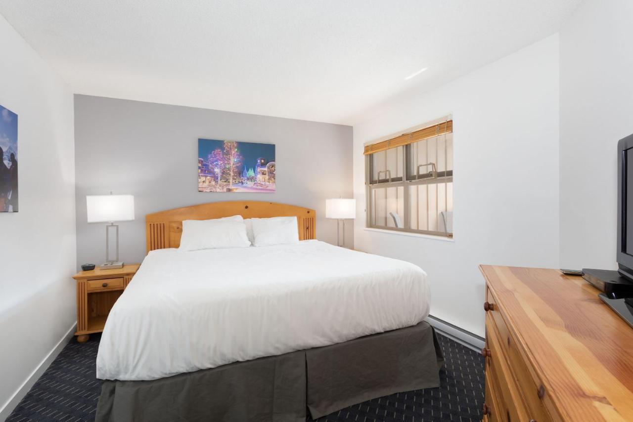 Condo, 1 Bedroom (Unit 403)
