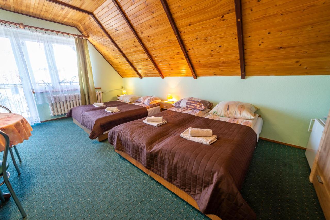 Habitación Cuádruple con balcón