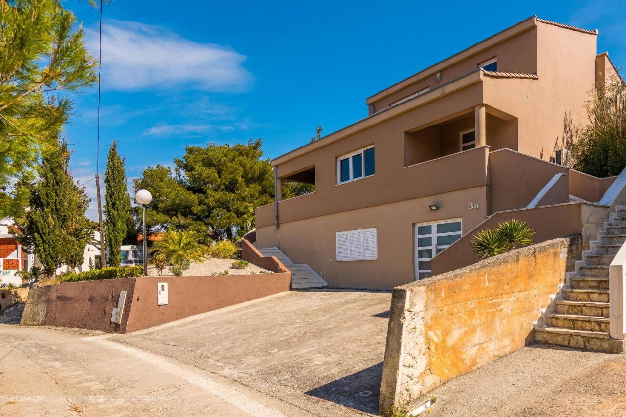 Apartment Anita - B&B Savar