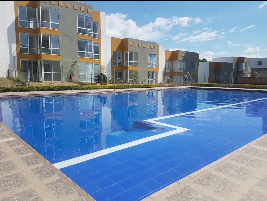 Apto Moderno Sta Rosa de Cabal (termales) - B&B Santa Rosa de Cabal