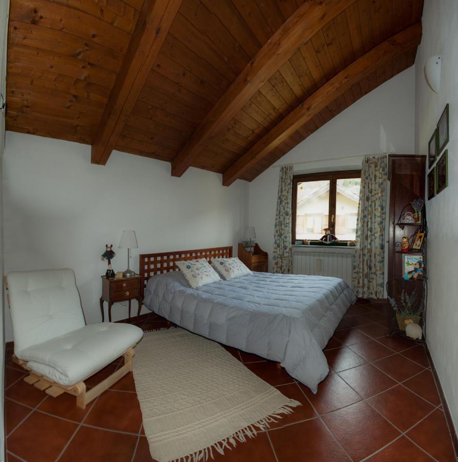 Habitación Triple con baño compartido