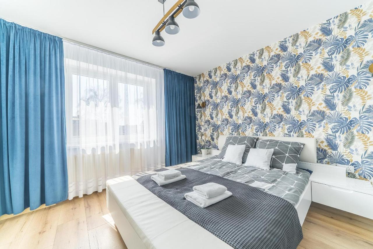 Studio Apartment with Sea View
