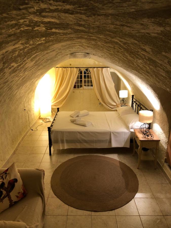 B&B Alika - Kamares Cave House 3 - Bed and Breakfast Alika