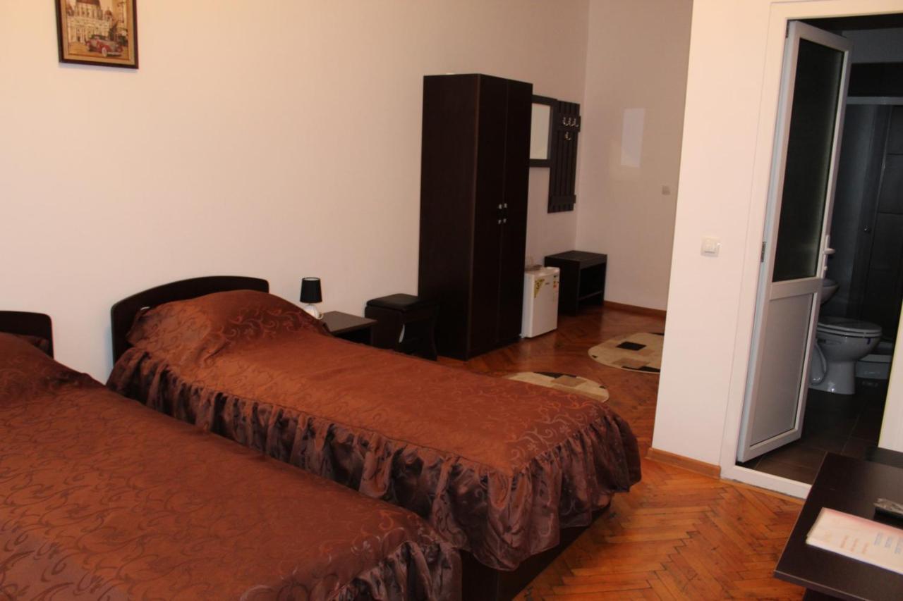 Chambre Quadruple avec Salle de Bains Privative