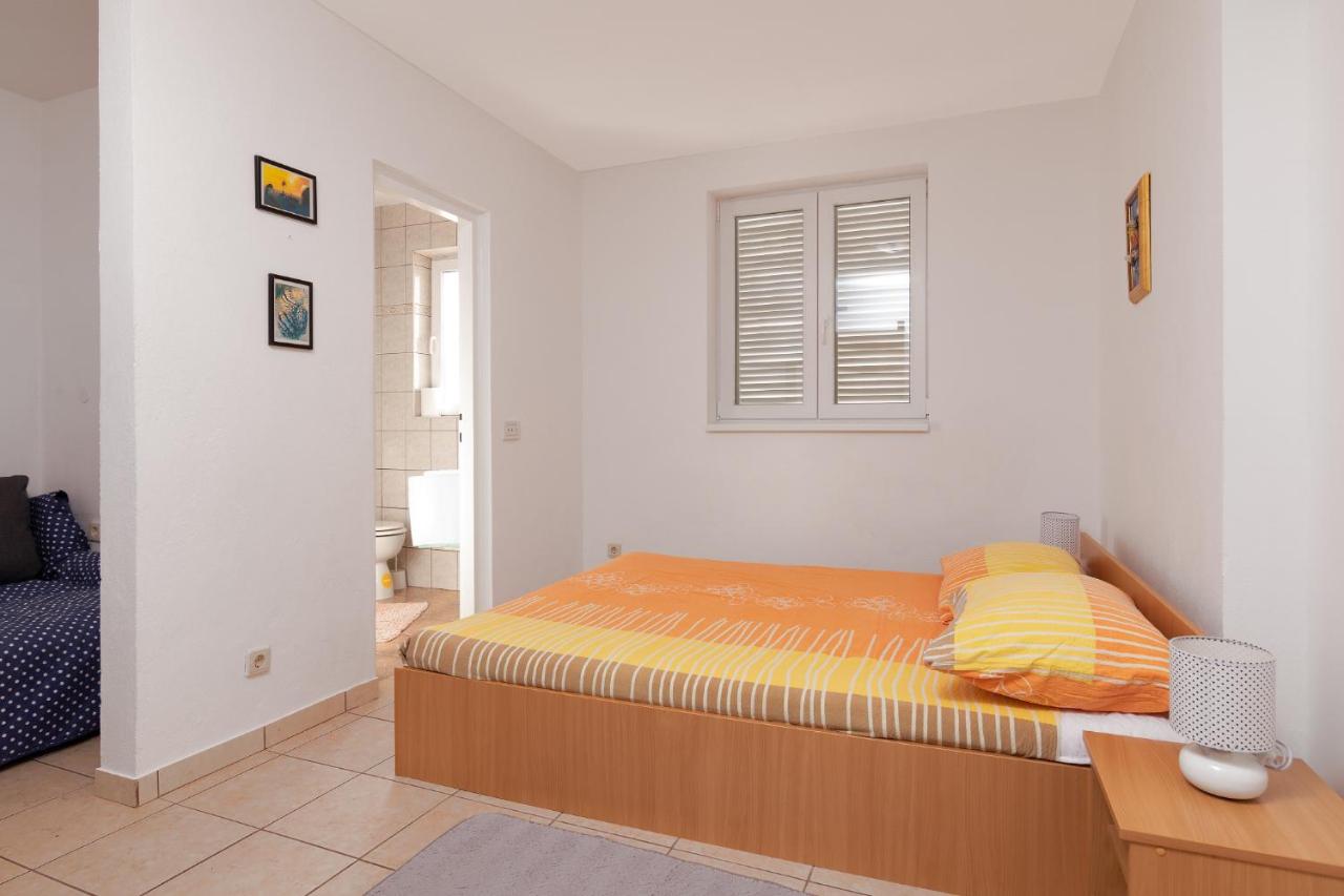 Appartamento con 2 Camere da Letto e Terrazza