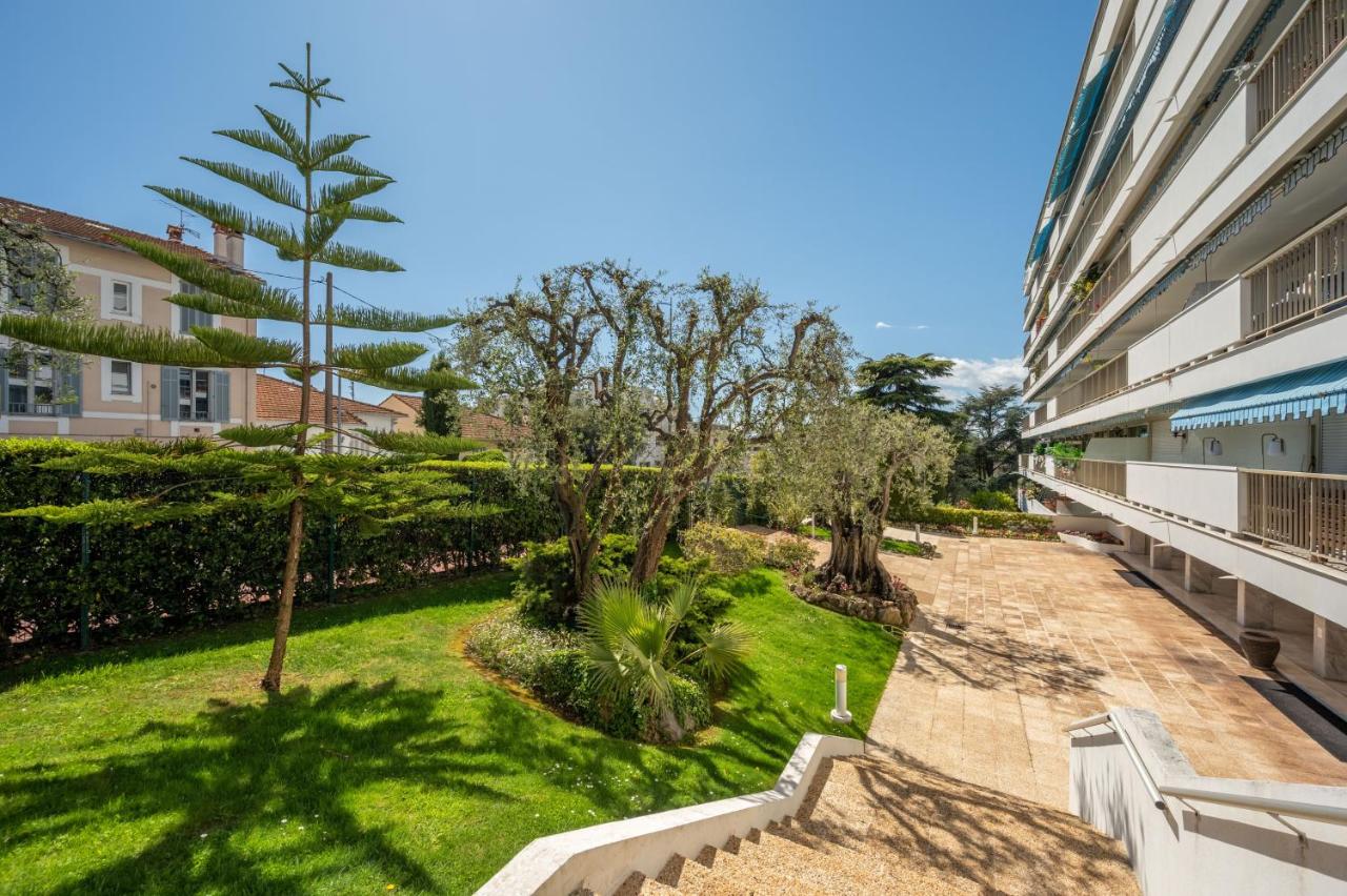 Le Vallauris - B&B