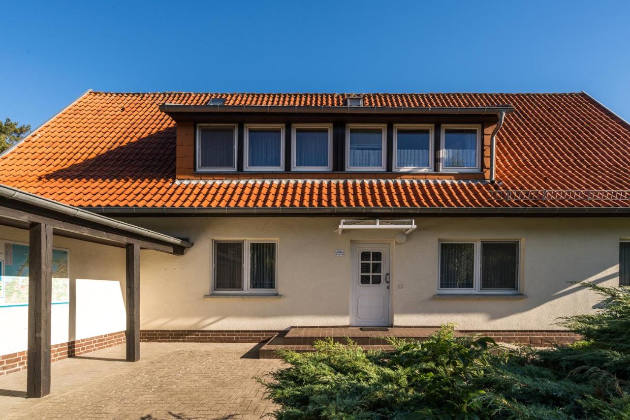 Ferienwohnung 4, Waldesruh Dierhagen - B&B