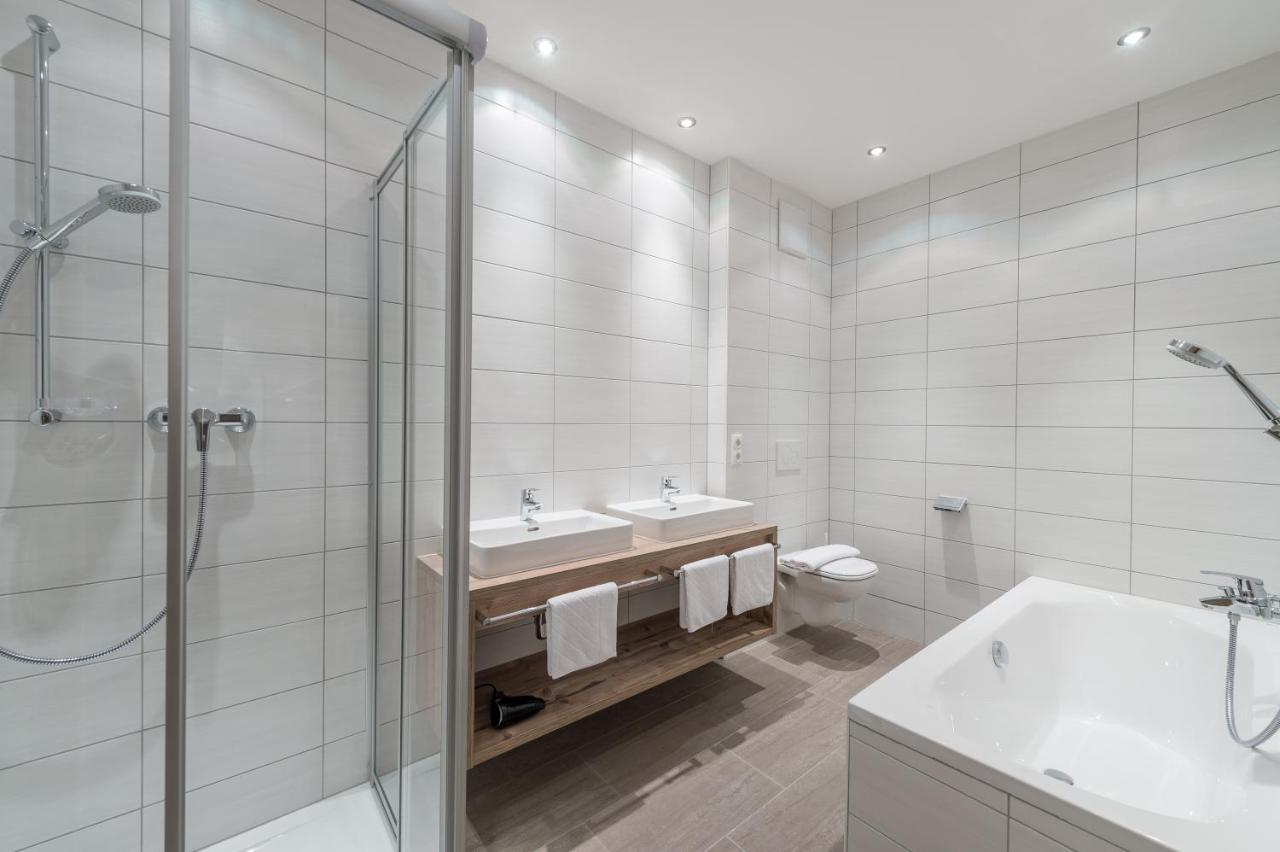 Two-Bedroom Apartment with Balcony Top 3