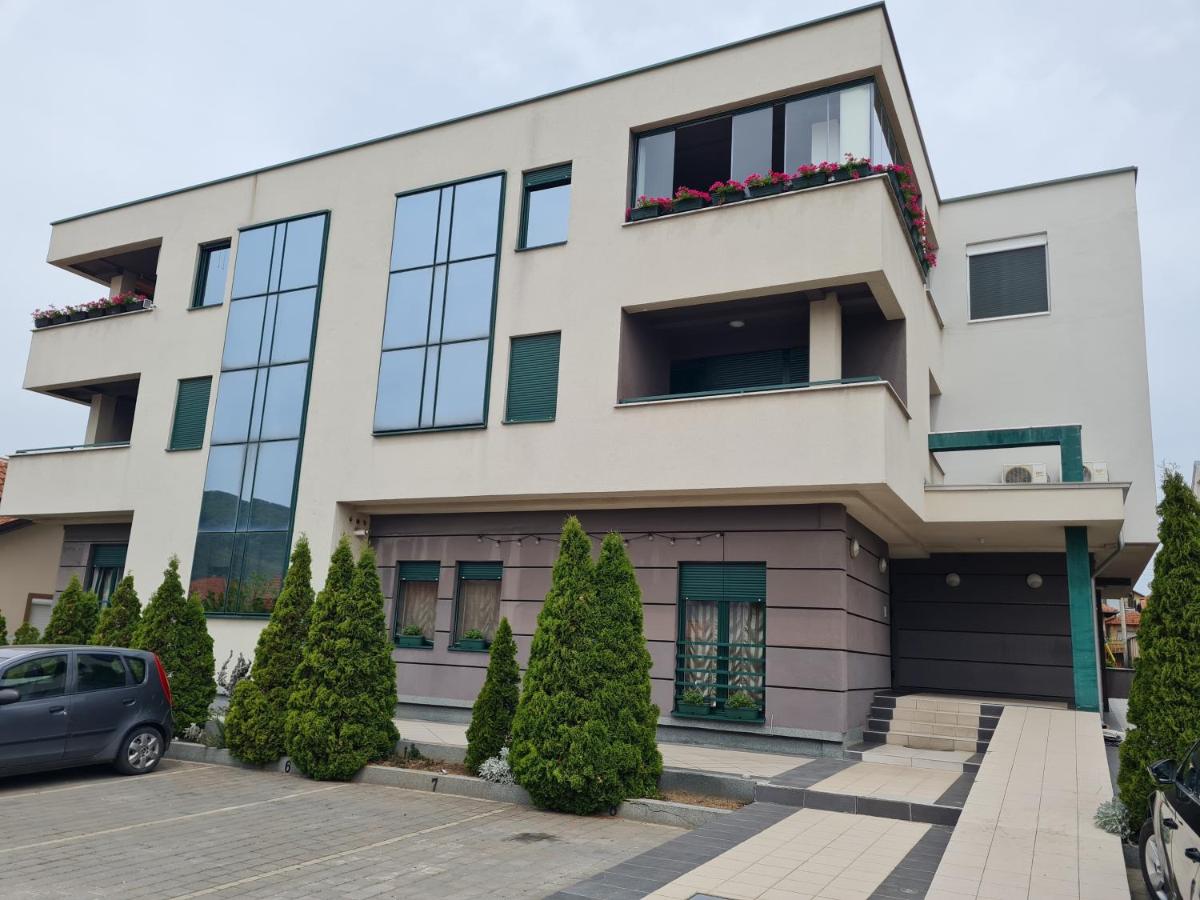 Harmony Apartmani Arandjelovac - Chambres d’hôtes