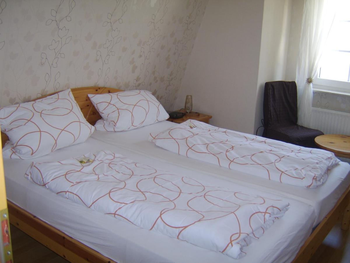 Hot Stone Apartment