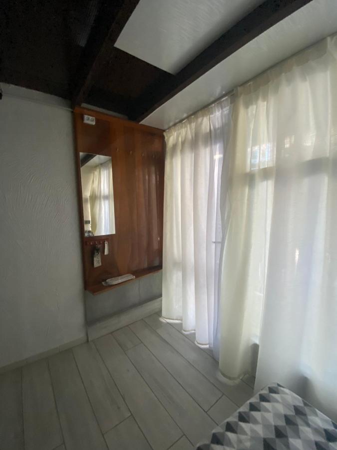 House&House 84 - B&B Petropavlivska Borshchahivka