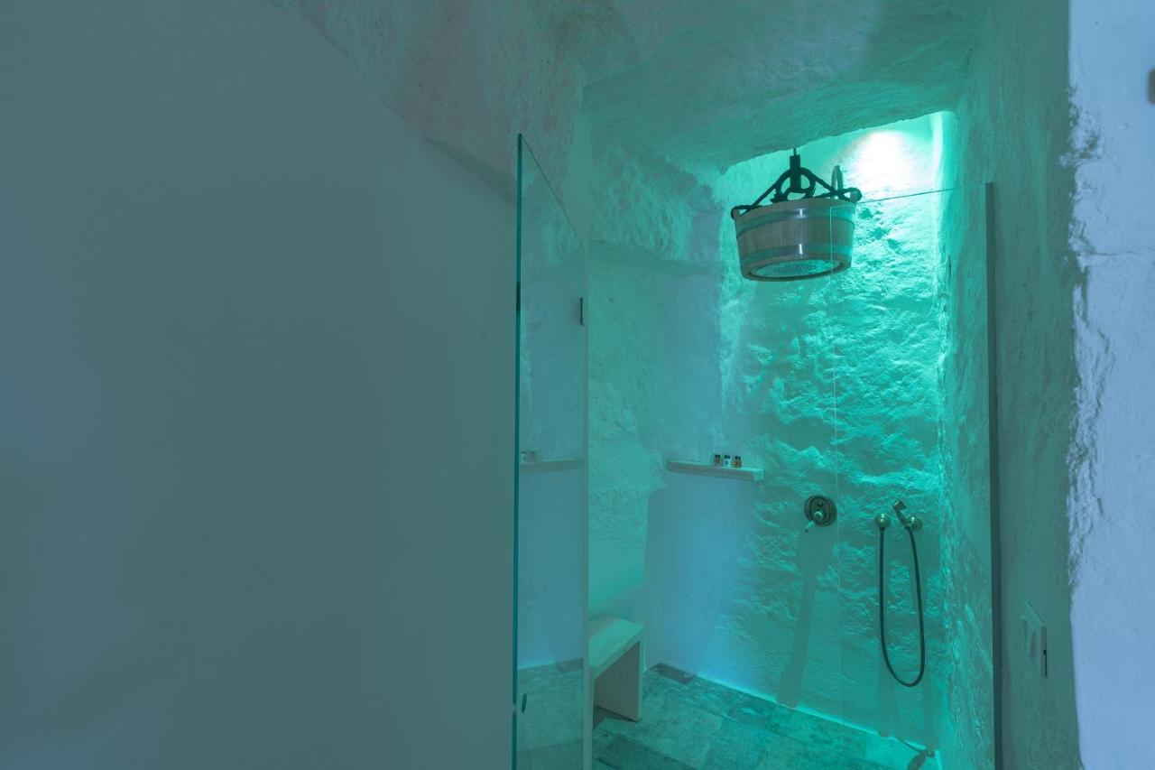 Queen Room with Garden View