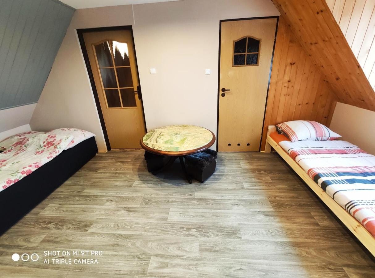 Habitación Familiar con baño privado