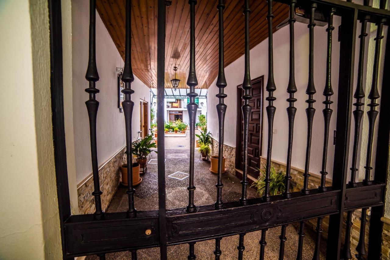 Tourist House Santa Maria de Gracia - Bed and Breakfast