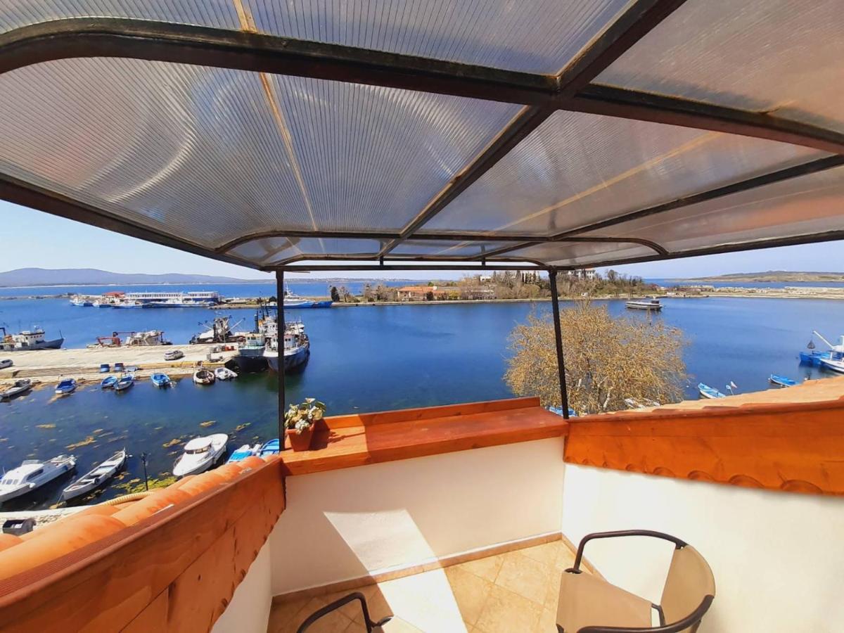 Studio with Sea View - Attic