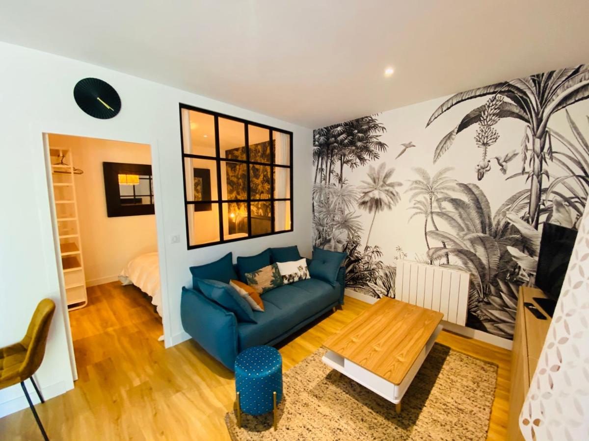 Apartment with Garden View