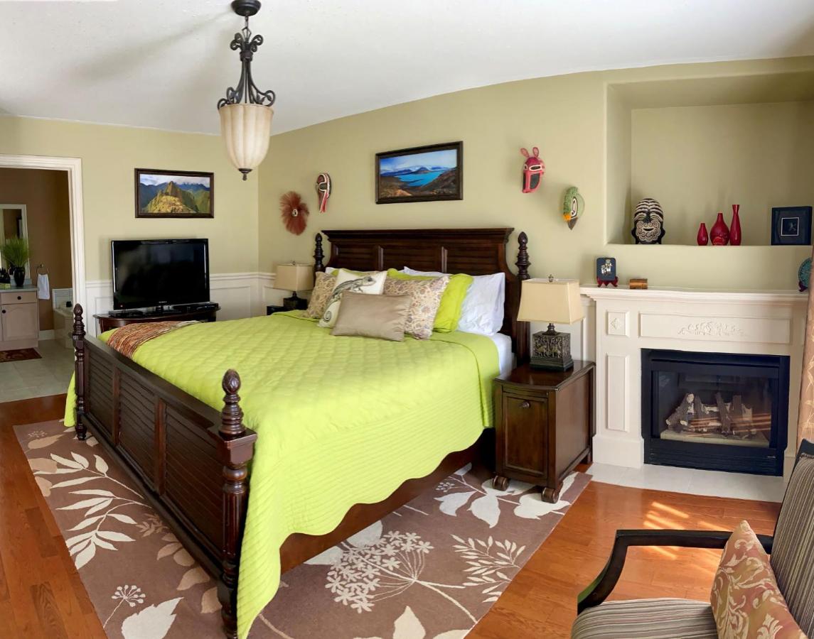 Suite mit Kingsize-Bett mit Whirlpool