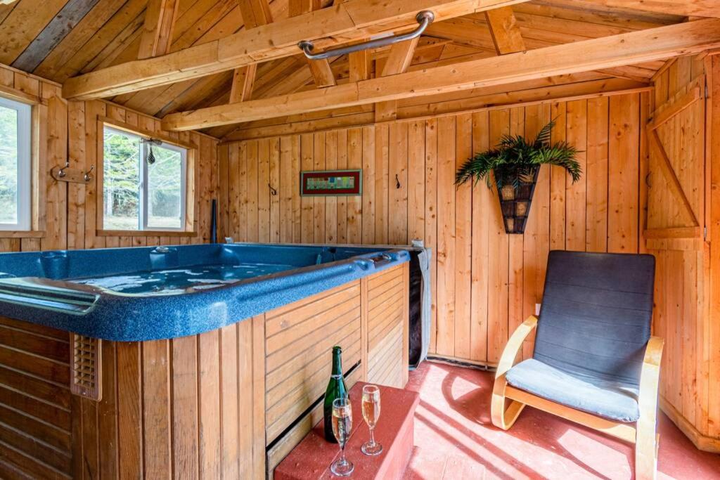 L'OASIS DU MASSIF - Spa, BBQ, foyer et plaisir ! - B&B
