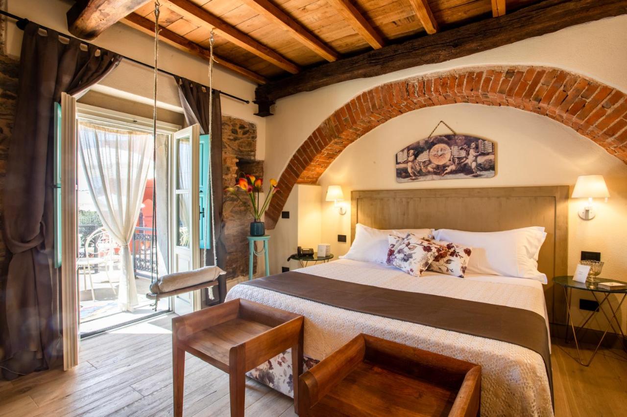 Deluxe Double or Twin Room with Balcony