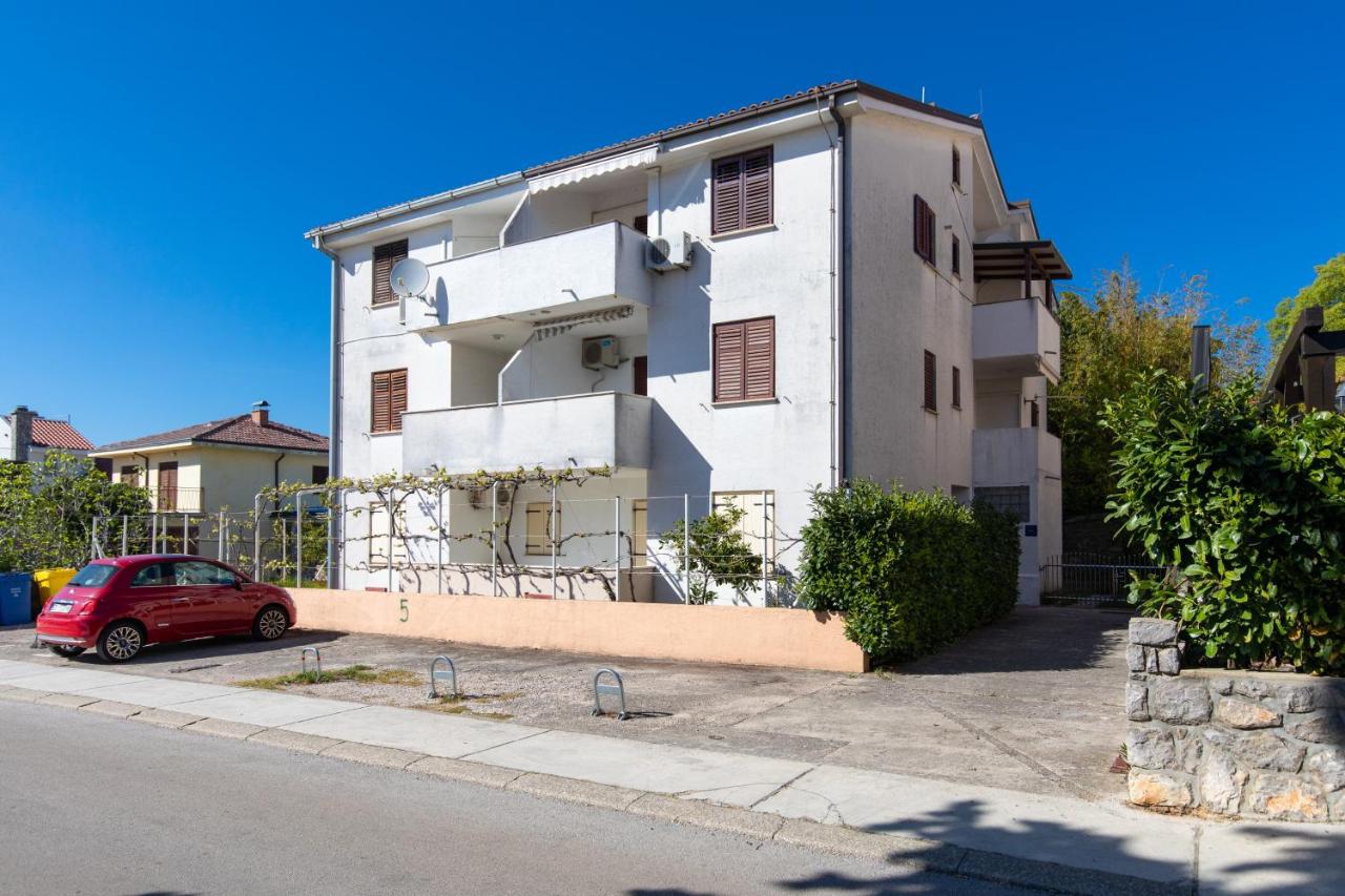 Apartment Bozena Krk - B&B Krk