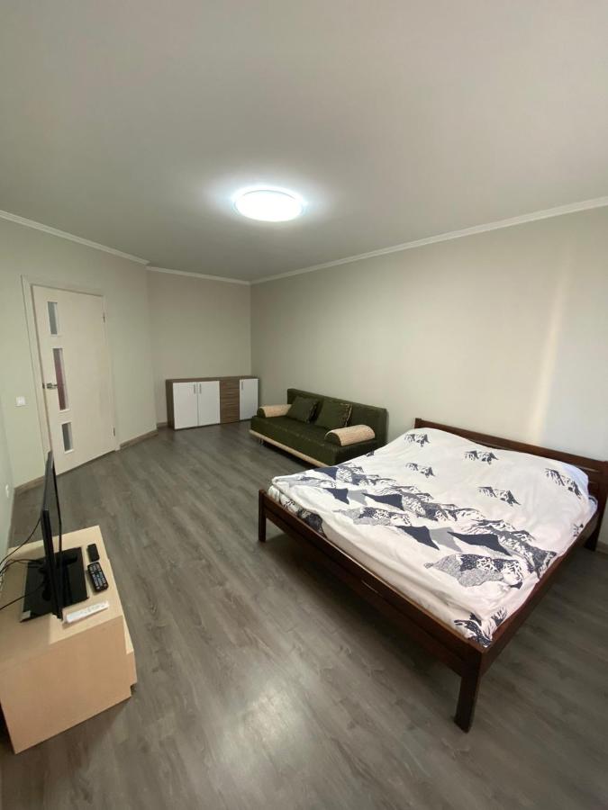 ОДНОКОМНАТНАЯ КВАРТИРА С ДИЗАЙНЕРСКИМ РЕМОНТОМ - B&B