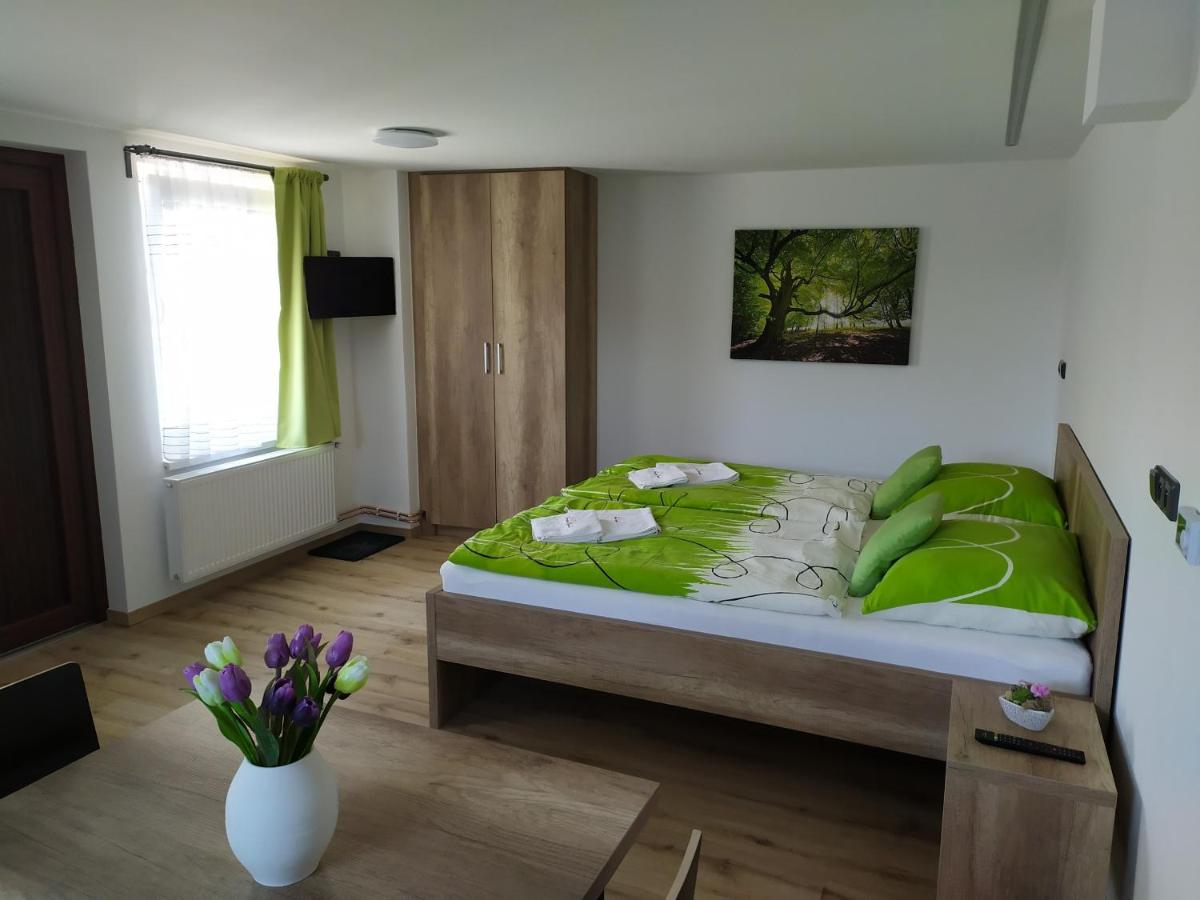 One-Bedroom Suite