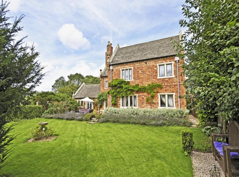 Manor Court - B&B Newark on Trent