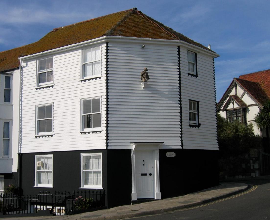 B&B Hastings - The Cavalier House B&B - Bed and Breakfast Hastings