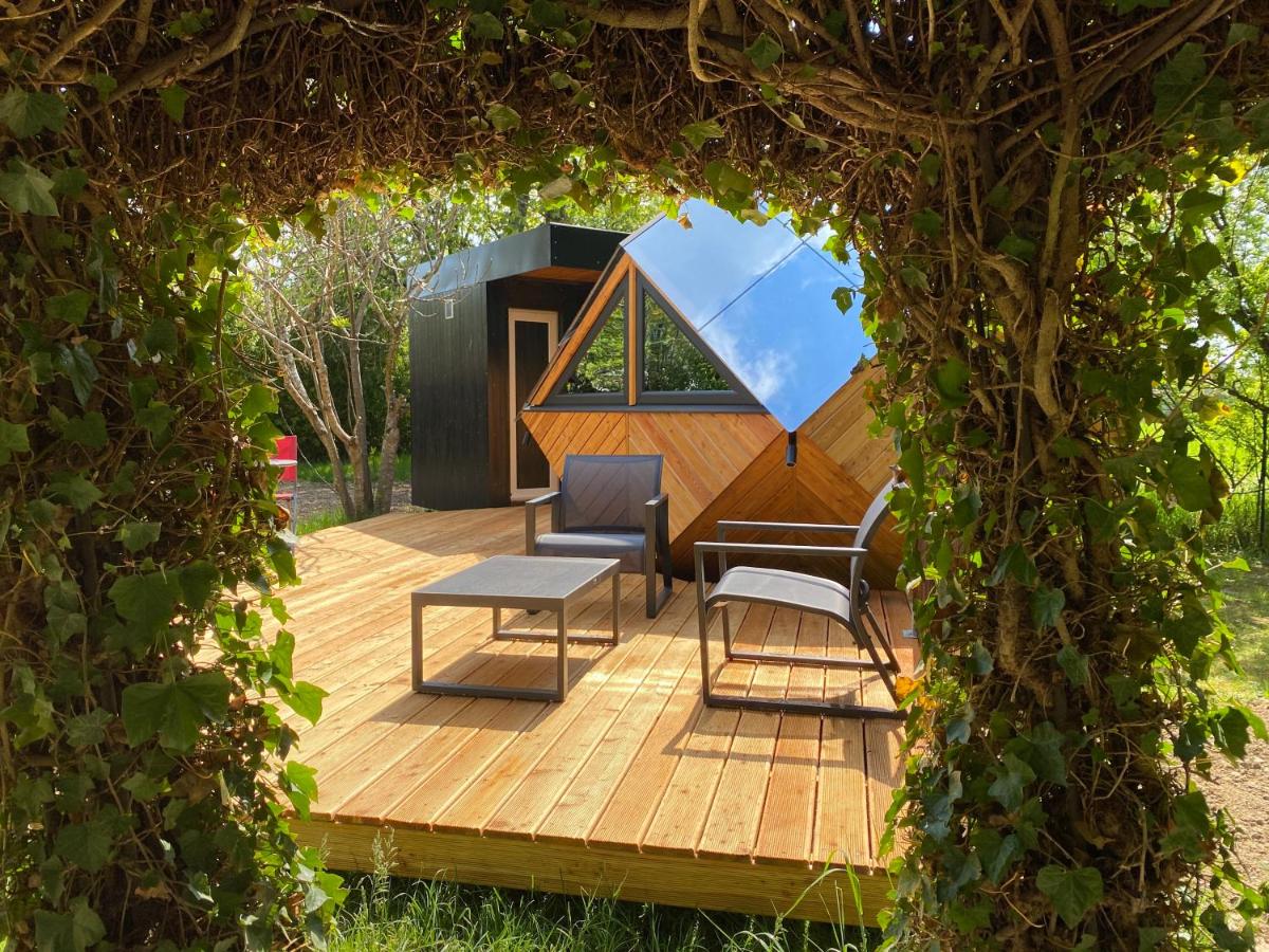 LA RÉSERVE DE L'AUBE - Hébergements insolites Luxe et Design - B&B