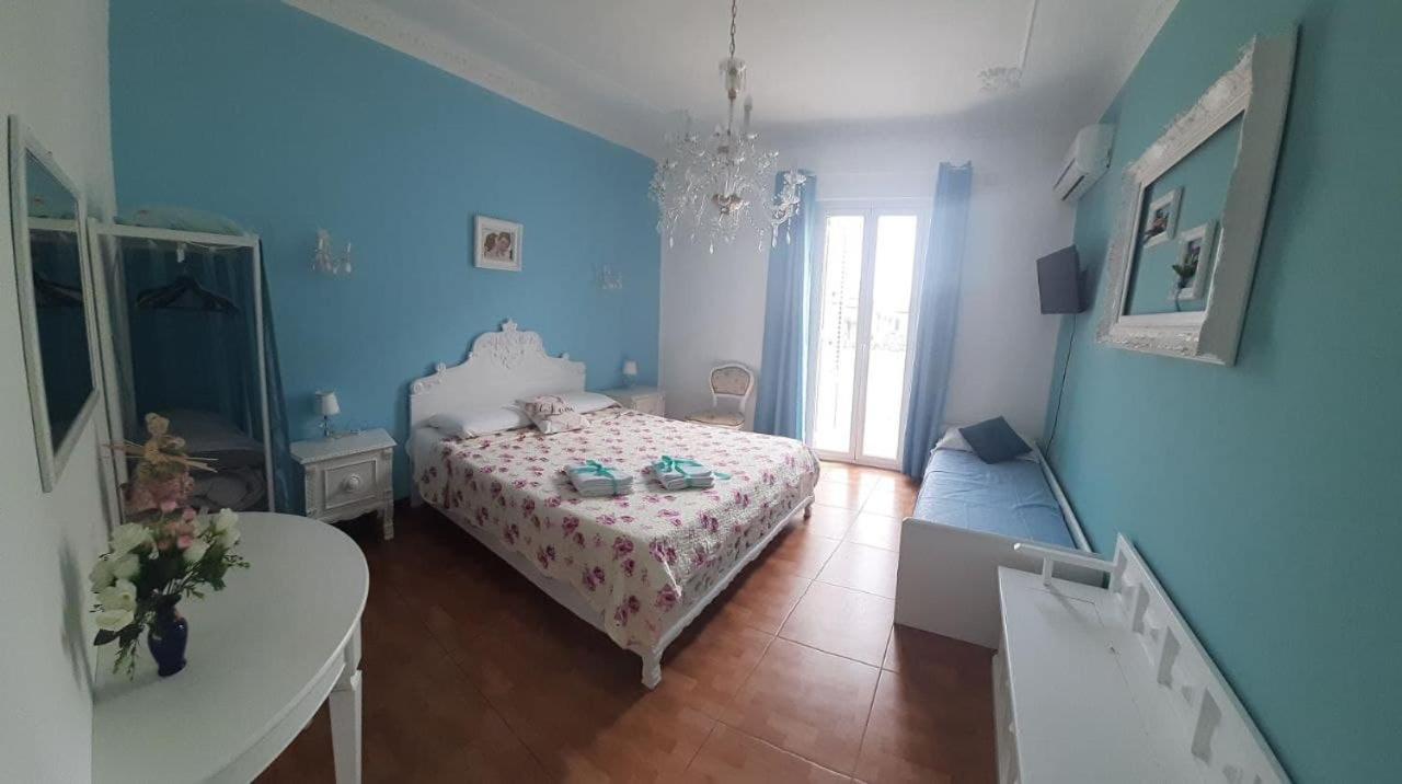 Dreibettzimmer mit Terrasse