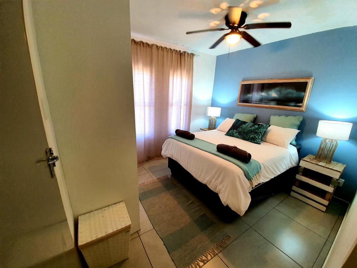 B&B Saint Lucia - South seas safari @ The Bridge apartments - Bed and Breakfast Saint Lucia