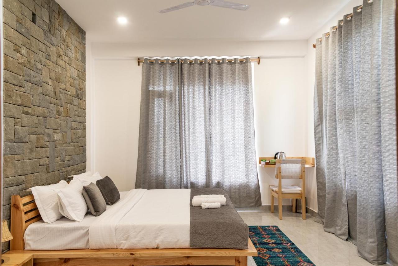 Double Room with Mountain View