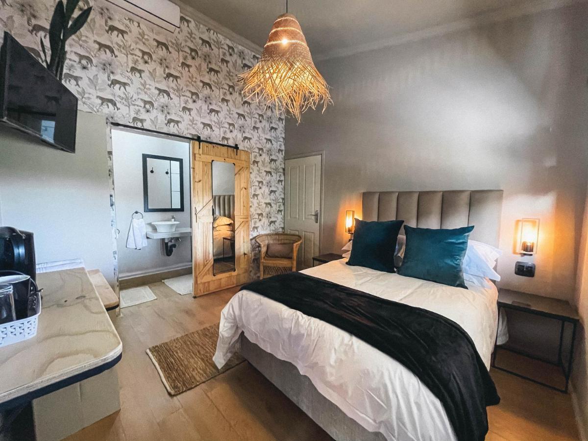  Double Room - Balcony Interleading 5