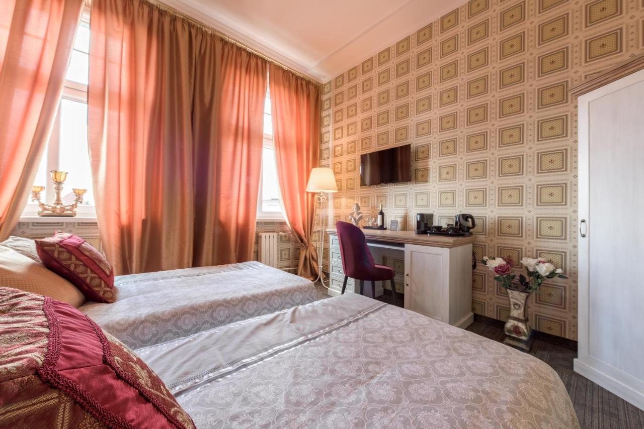 Deluxe Doppel-/Zweibettzimmer