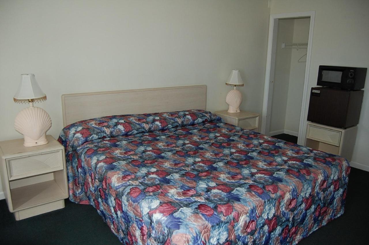 Standard Zimmer mit Kingsize-Bett