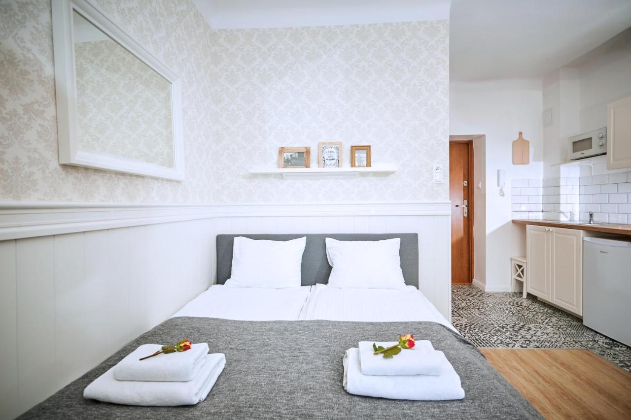Central Place for You Pl. Bankowy - B&B Varsavia