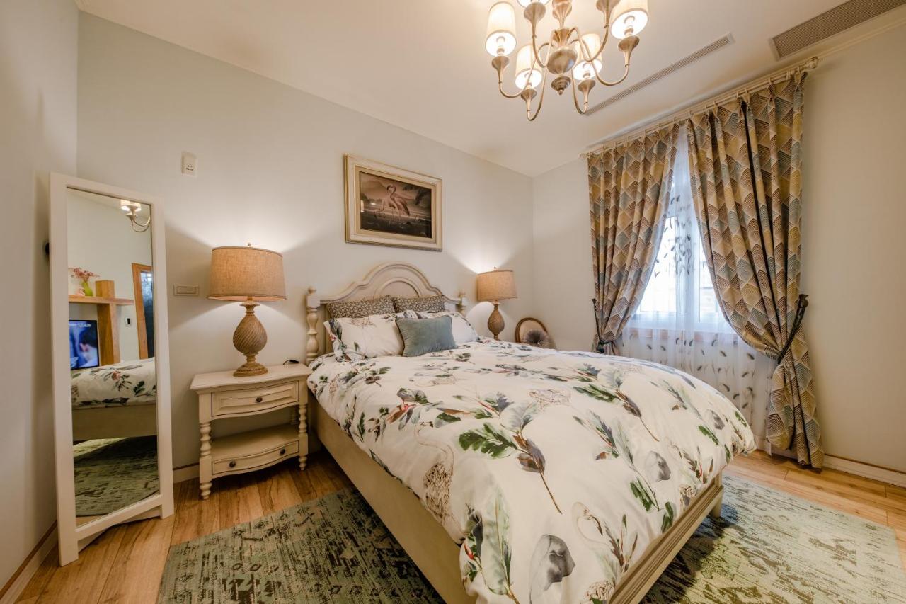 Deluxe Double or Twin Room with Balcony