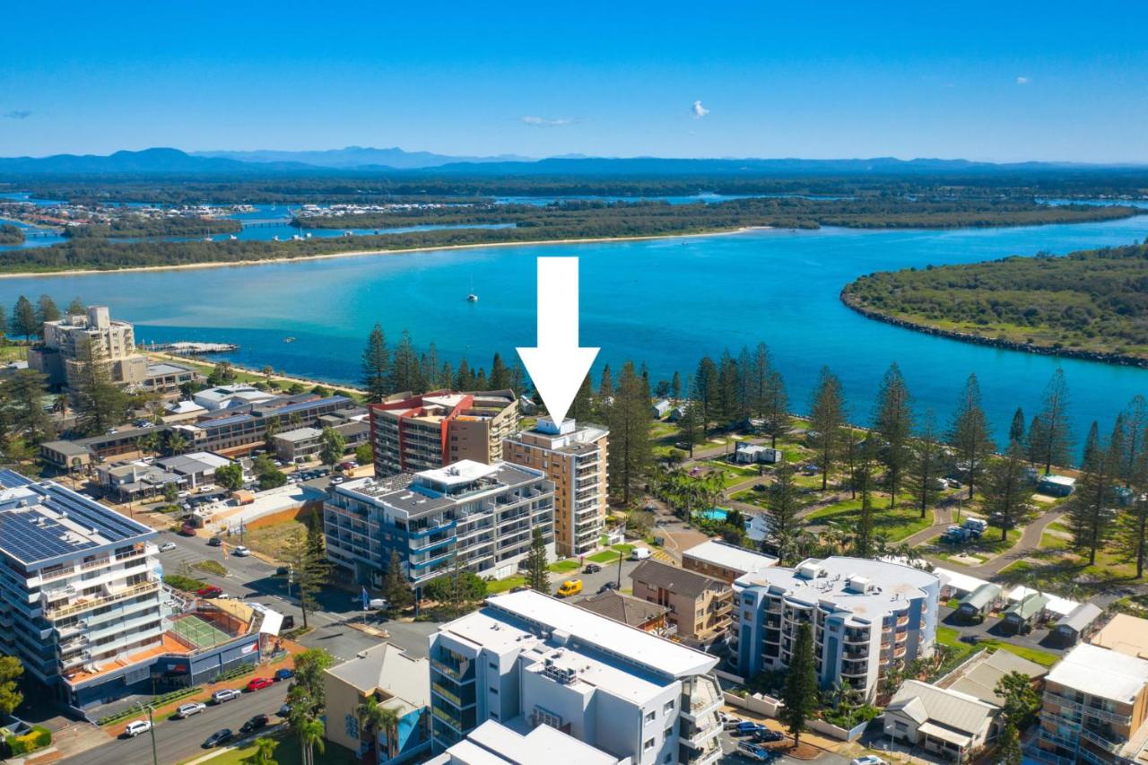 Holiday Central, Tasman Towers Unit 2, 3 Munster Street, - Bed and Breakfast