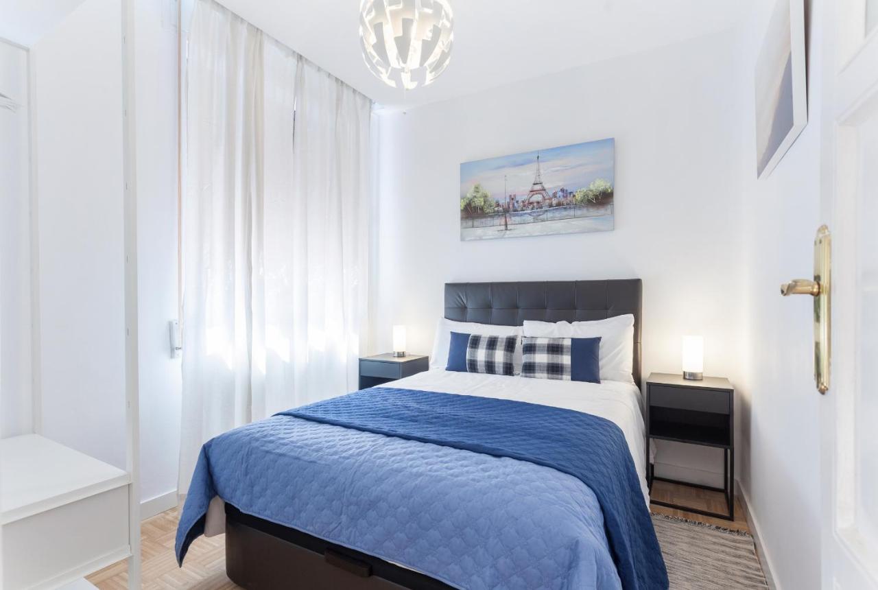Hébergement 4 Chambres avec Terrasse VI