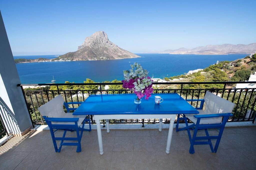 B&B Kalymnos - Eirinis house with amazing view in Masouri Kalymnos - Bed and Breakfast Kalymnos